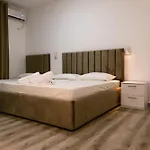 Hotel Center