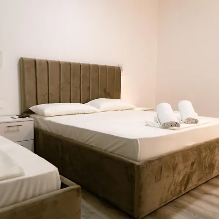 Center Hotel