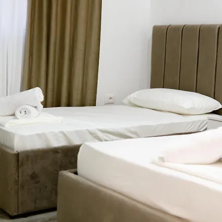 Hotell Center Tepelene