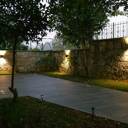 Center Hotell Tepelene