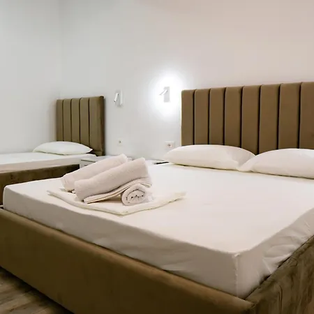 Hotell Center Tepelene